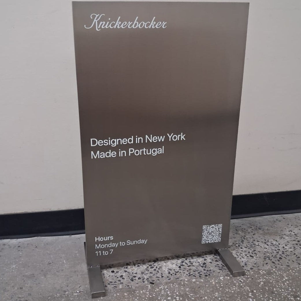 Brushed Stainless Steel Upright Sign - Knickerbocker