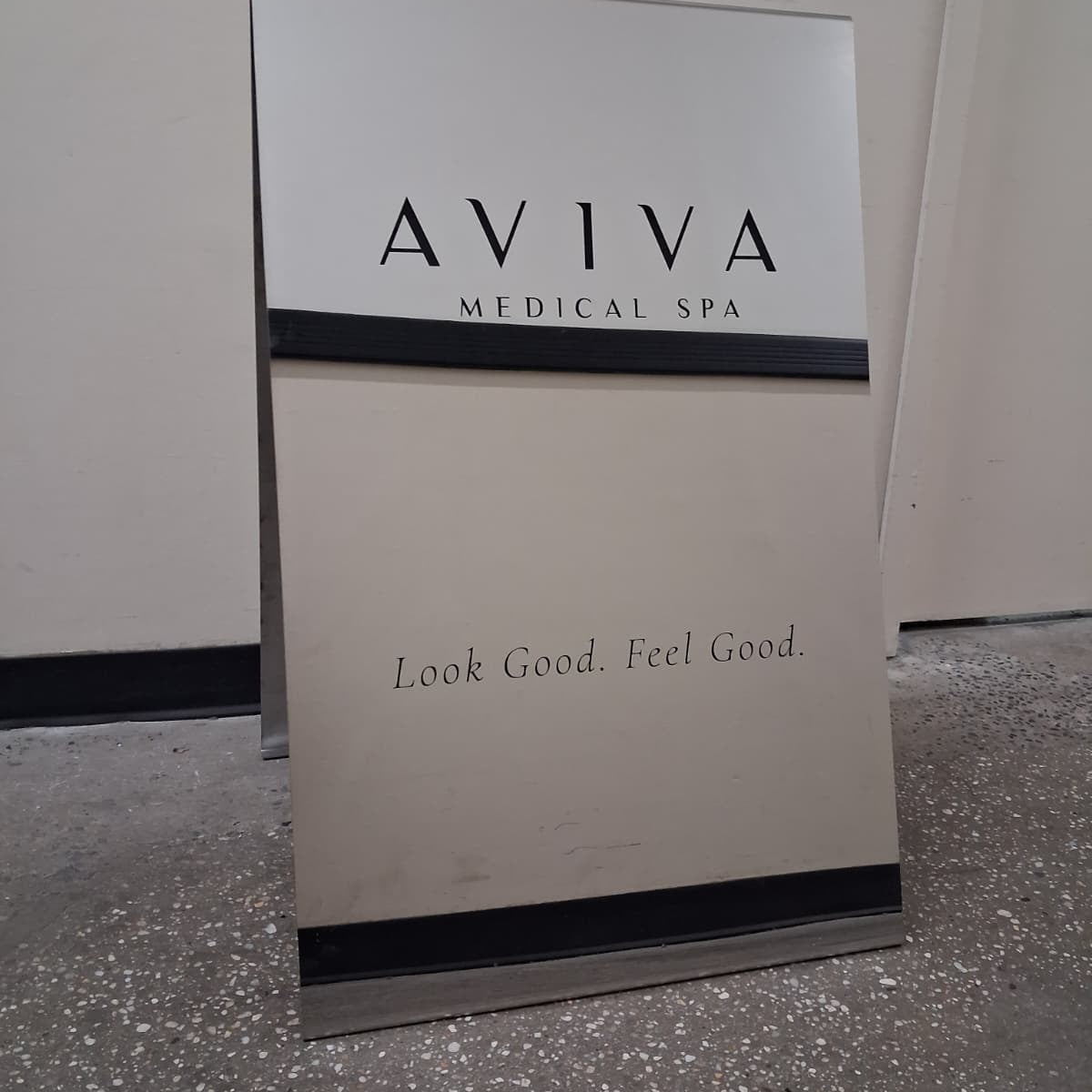 Aviva Medical Spa - Miami, Sidewalk Sign