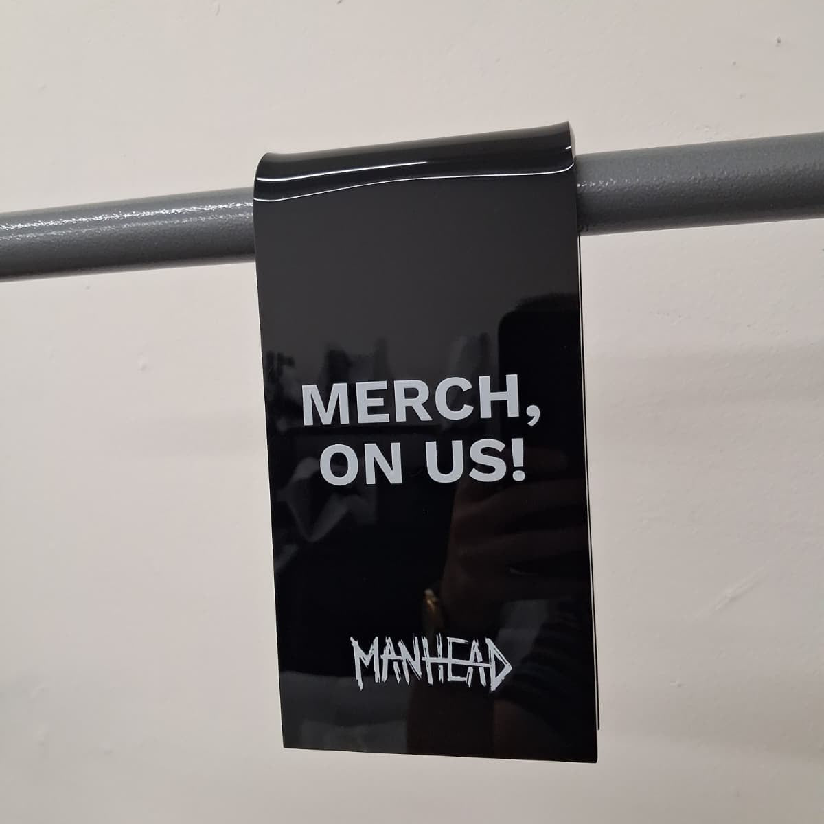 MANHEAD's Custom Opaque Acrylic Clothing Rack Sign Clip