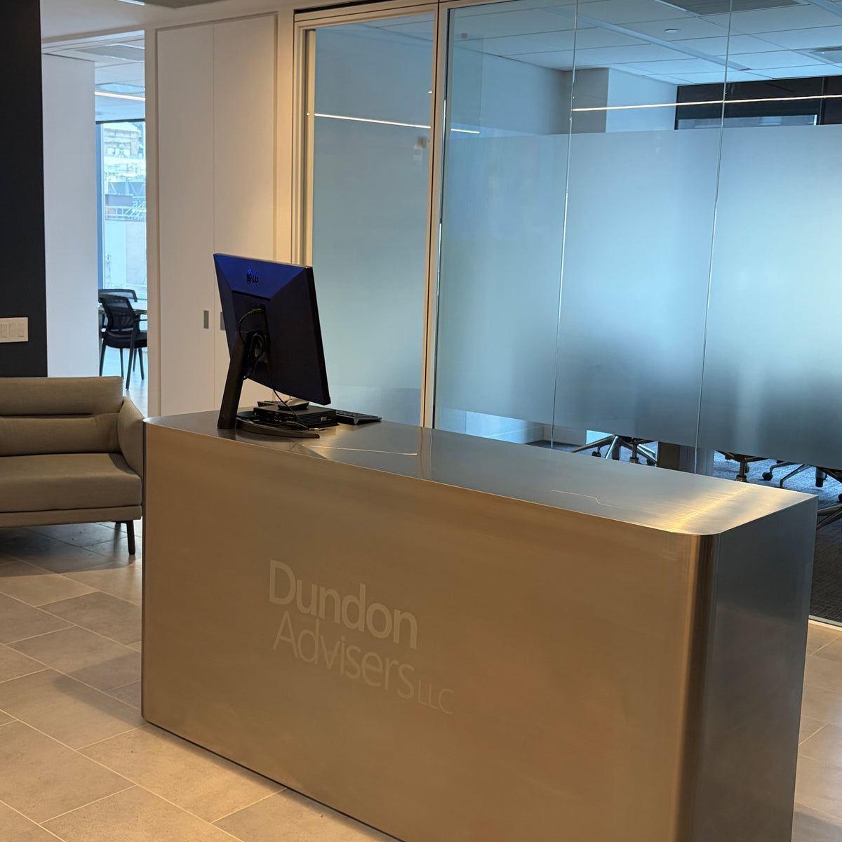 Top 7 Places to Buy Custom Stainless Steel Desk in Chicago (2026)