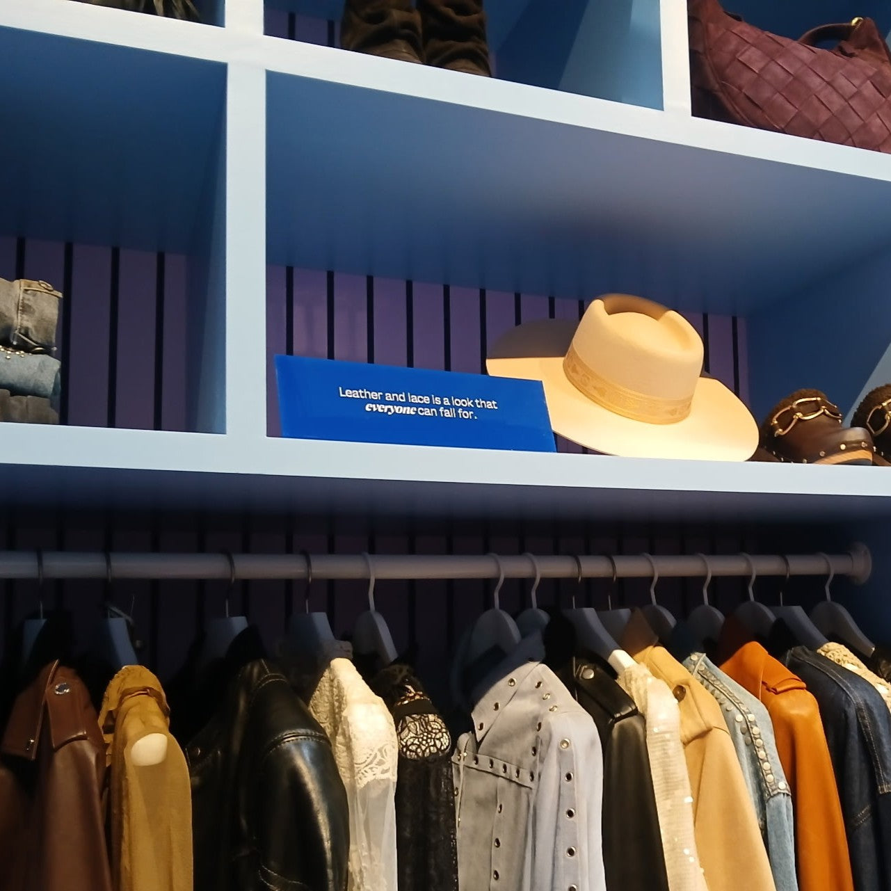 Opaque acrylic table top sign stand with solid finish