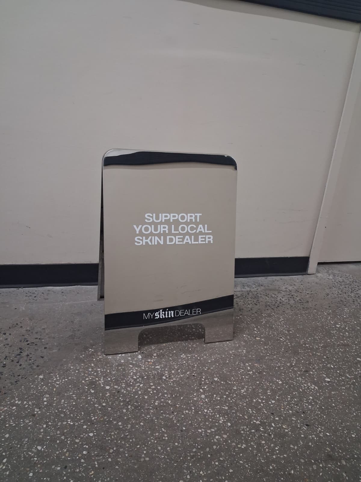 Rounded Mirror A-Frame Sandwich Board Sign - My Skin Dealer 