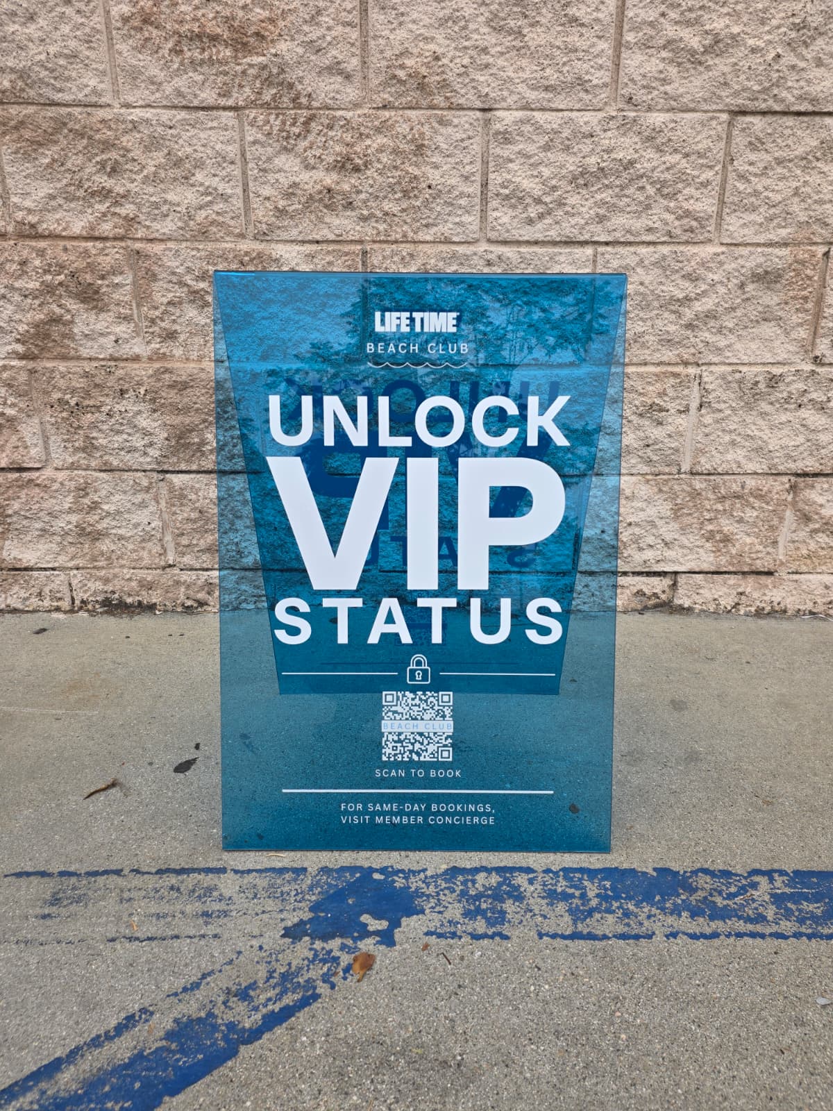  Transparent Acrylic A-Frame Sidewalk Sign